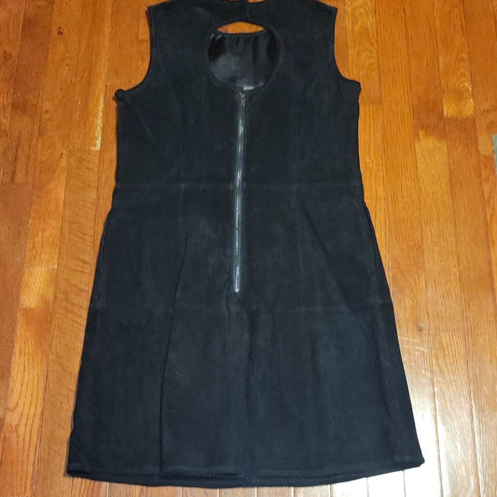 100% Genuine Leather Dress - Picture 2 of 3